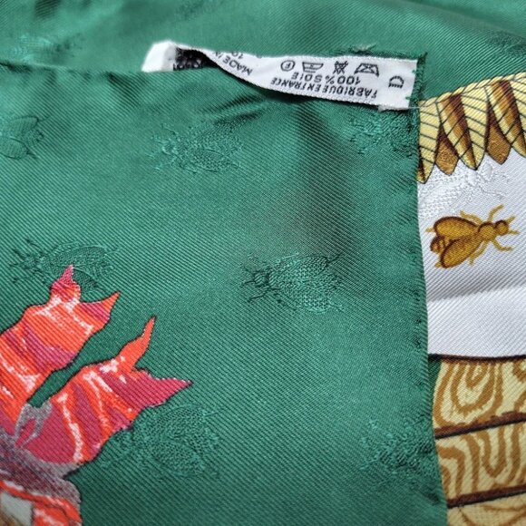 Auth HERMES Carre 90 - Green Cream Multi Scarf - Picture 9 of 10